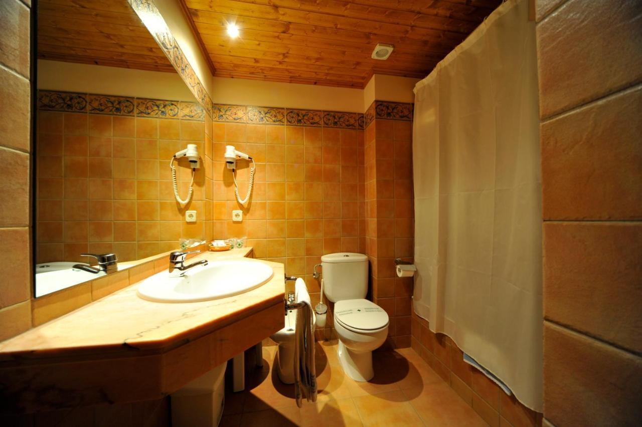 Hotel La Morera Valencia D'Aneu Kamer foto
